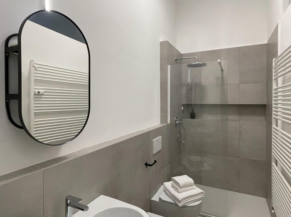 Casa Unica Milano - Spacious & Contemporary Apartment - Bullona I ภายนอก รูปภาพ